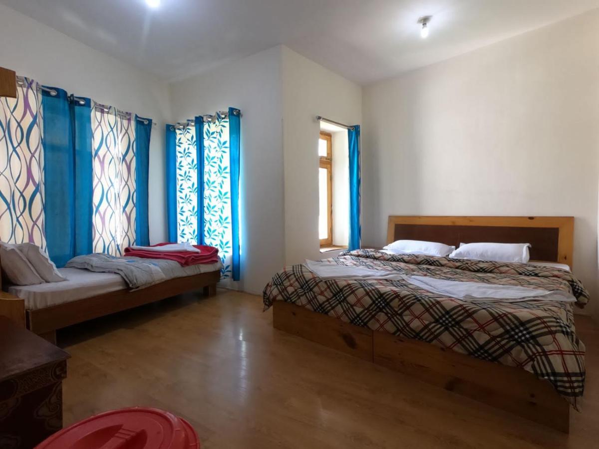 Lhachik Guest House Leh Chambre photo